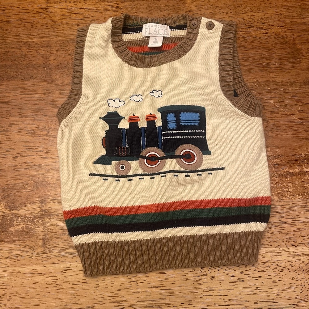 🔴Cute train vest 24 months.